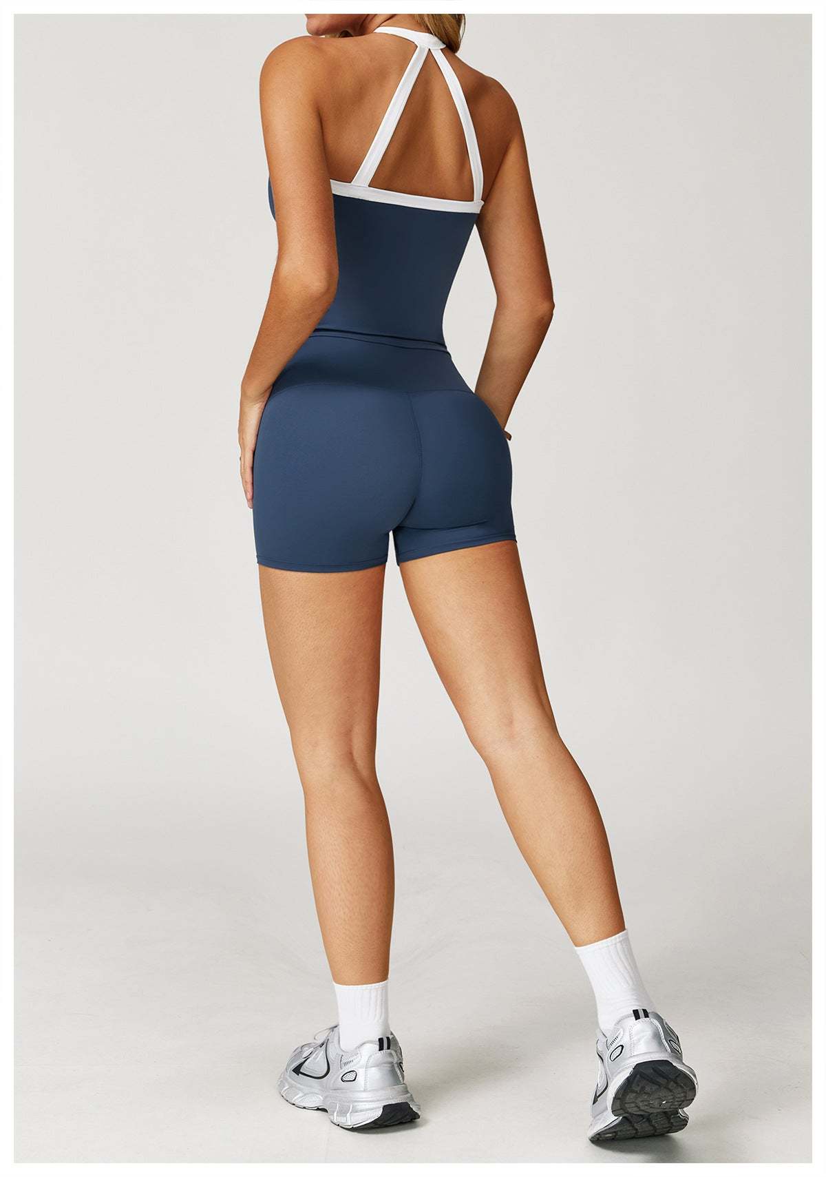 High-Waist Gym Shorts – Active Streetwear - Aura Linen