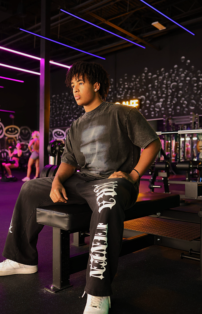 Lost in Aura Graphic Tee – Dark Streetwear - Aura Linen